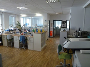 Labor im neuen Gebäude